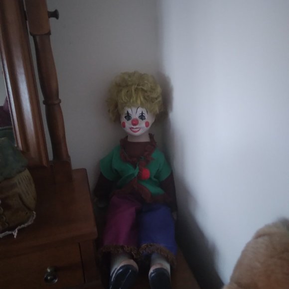 CLOWN Figure that plays "send in the clowns" - Picture 5 of 8